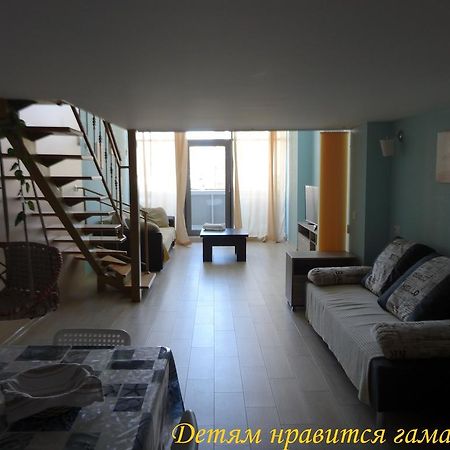 Apartment Konstanta Batumi Zewnętrze zdjęcie